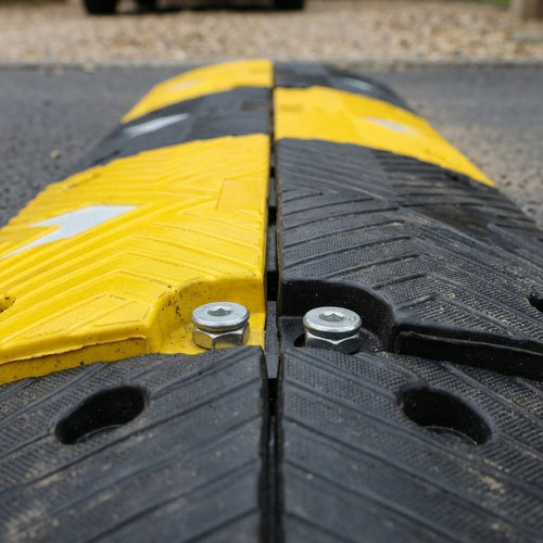 4500mm Speed Bump Kit 50mm High (view 2)