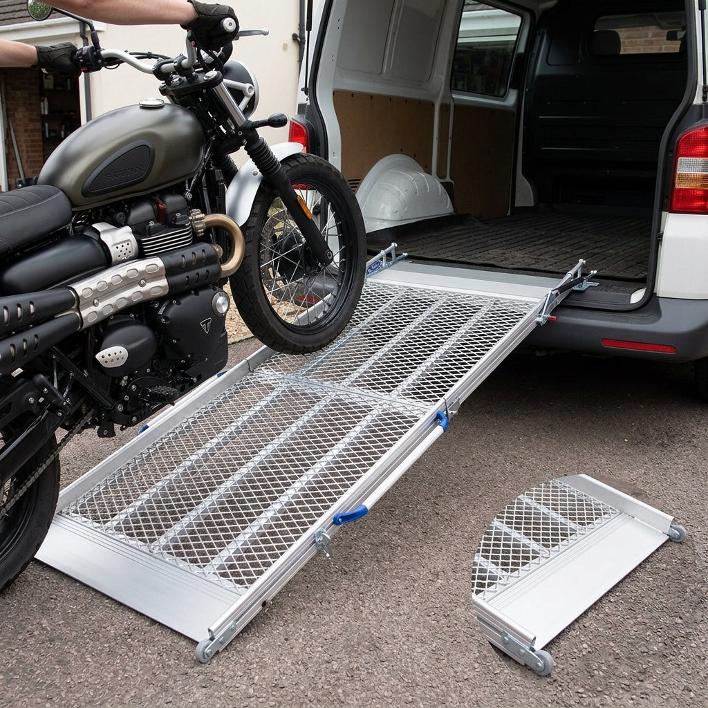 820mm Wide Folding Vehicle Ramp with 400kg Capacity