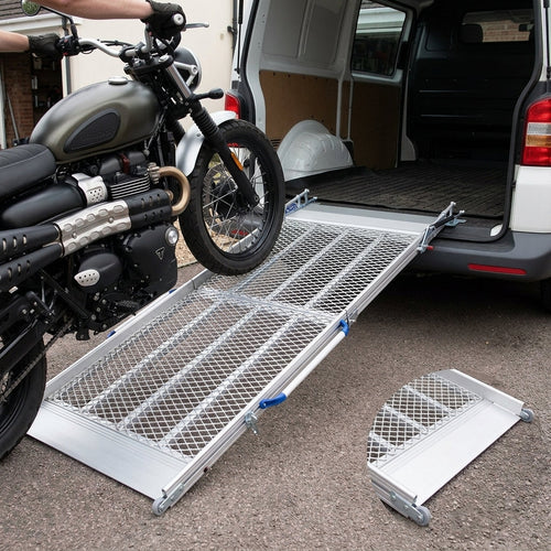 820mm Wide Folding Vehicle Ramp with 400kg Capacity