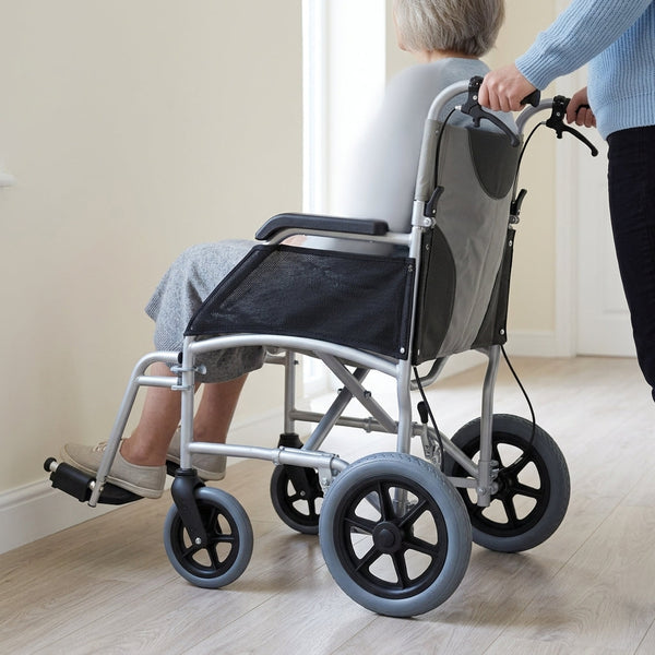 Lightweight Folding Transit Wheelchair 115kg Capacity