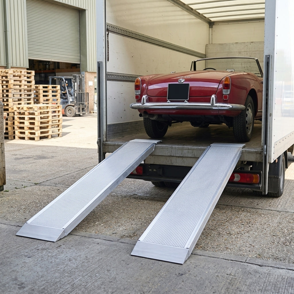 2000mm Car Ramps Low Profile 2900kg Capacity