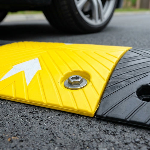 7500mm Speed Bump Kit 50mm Height for Traffic Control (view 2)