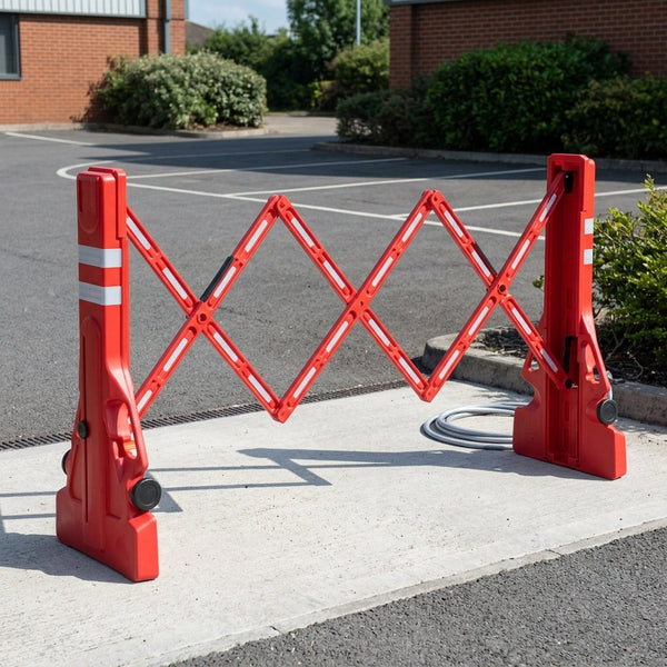 Expandable Barrier 2.3m Red Plastic Water Filled