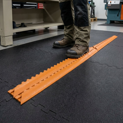 152 cm Safety Stance Nitrile Bevel Mat