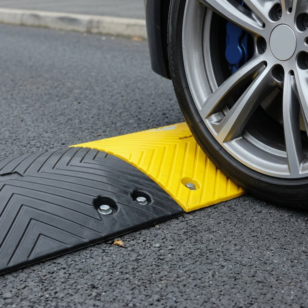 5000mm Speed Bump Kit 50mm Height (view 2)