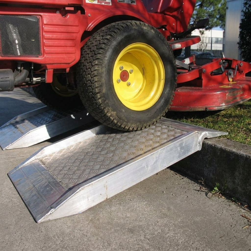 1250kg Capacity Container Ramps (Pair) (view 2)